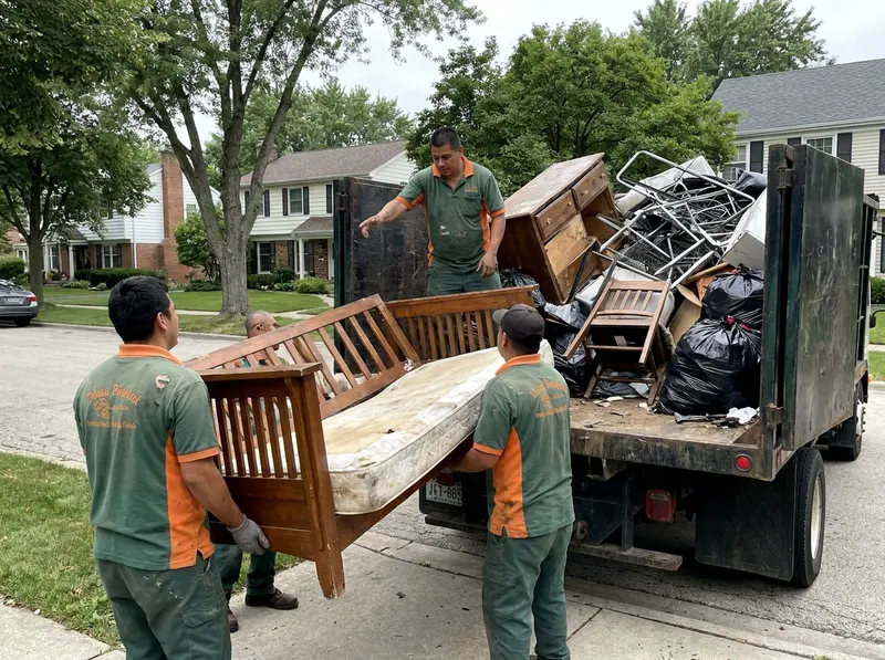 Furniture Removal in Glen Ellyn, IL